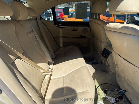 Used 2010 Lexus LS 460 image 7