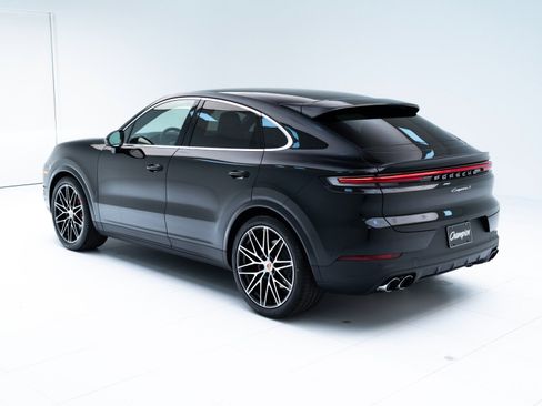 New 2026 Porsche Cayenne S image 11