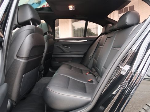 Used 2014 BMW 550i Sedan RWD image 33