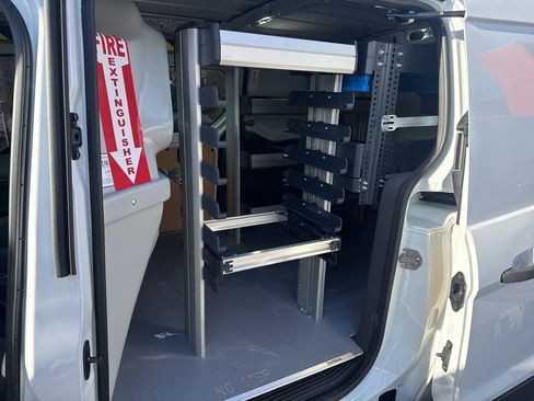 Used 2023 Ford Transit Connect XL image 10