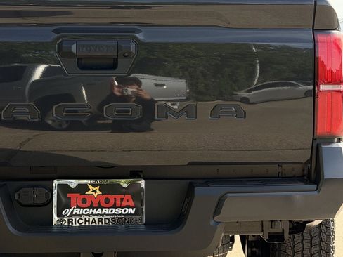 New 2026 Toyota Tacoma SR5 AWD/4WD image 6