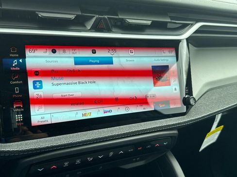 New 2026 Jeep Cherokee Laredo AWD/4WD image 31