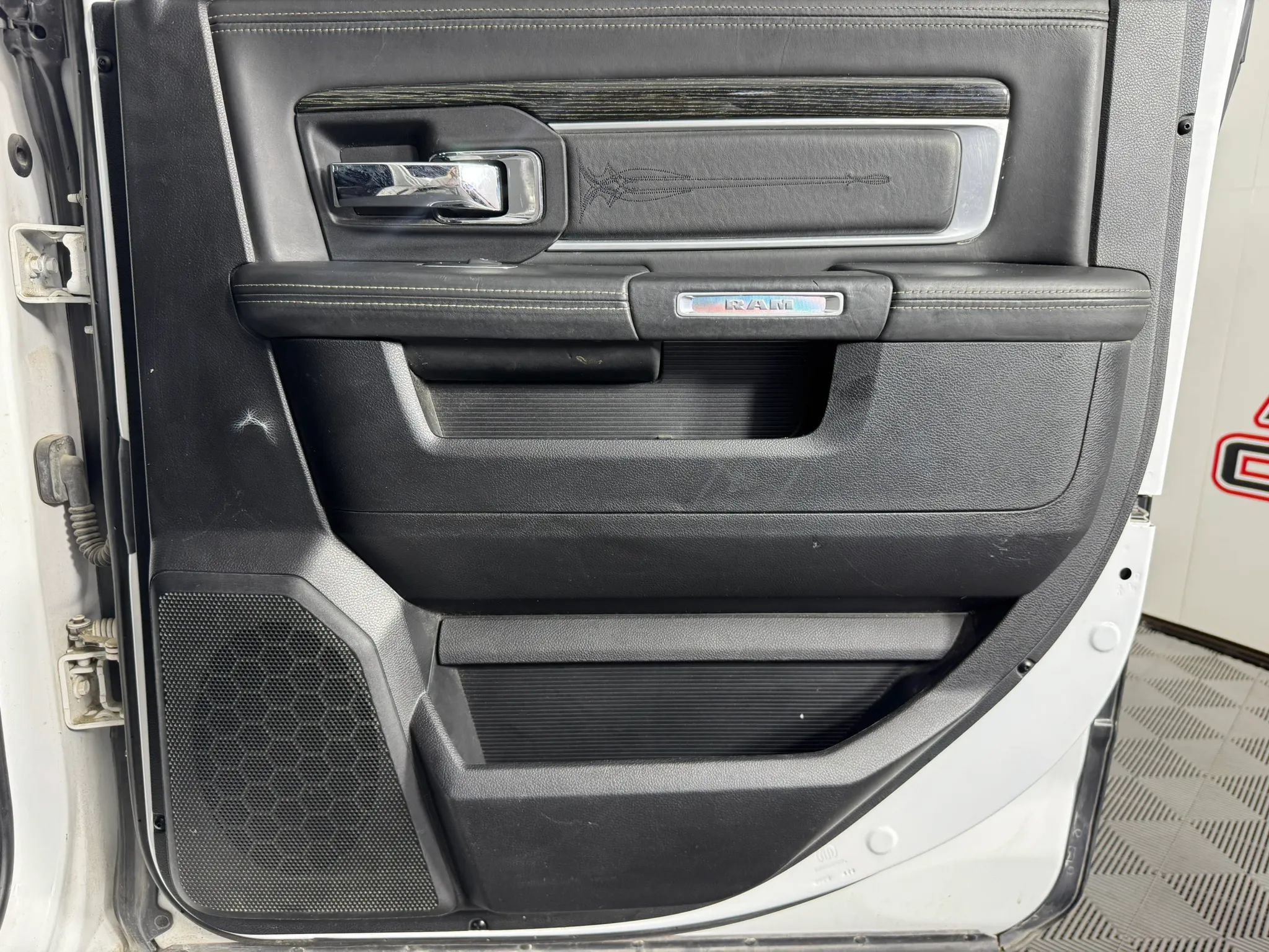 Used 2015 RAM 1500 Limited AWD/4WD image 41