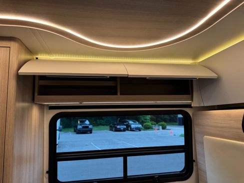 Used 2020 Mercedes-Benz Sprinter 3500 image 75