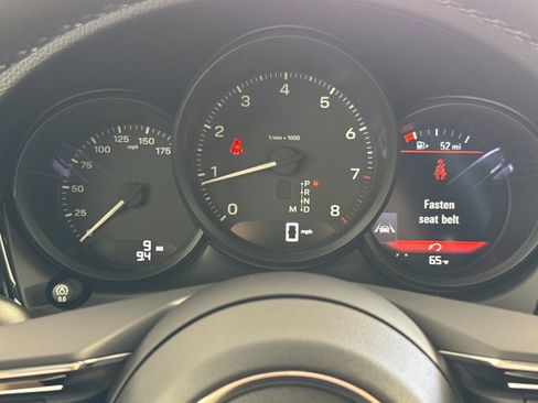 Certified 2026 Porsche Macan AWD/4WD image 29