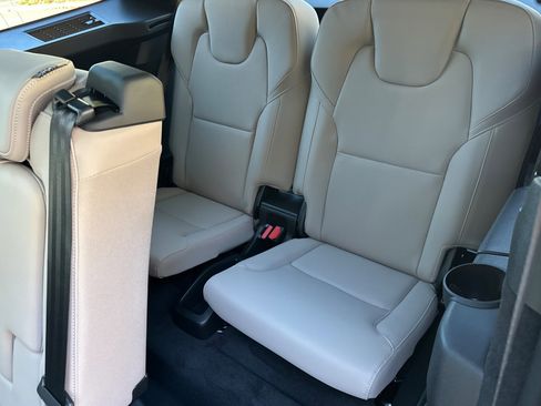 New 2026 Volvo XC90 B6 Plus image 13