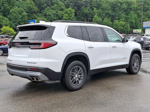 Used 2025 GMC Acadia Elevation AWD/4WD image 6