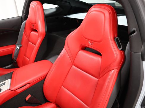 Used 2019 Chevrolet Corvette Z06 RWD image 21