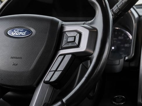 Used 2022 Ford F350 Platinum w/ FX4 Off-Road Package AWD/4WD image 17