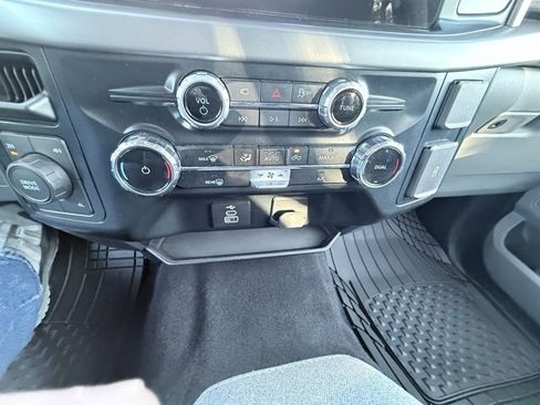 Used 2025 Ford F150 XLT w/ Equipment Group 301A Standard image 33