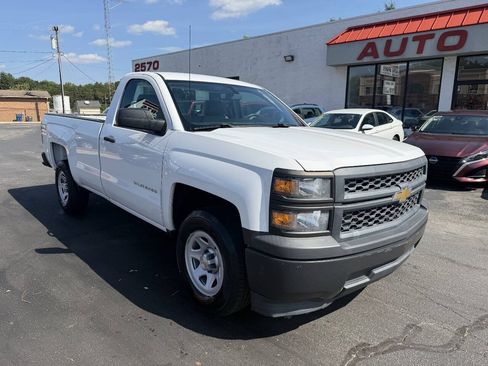 Used 2014 Chevrolet Silverado 1500 W/T RWD image 3