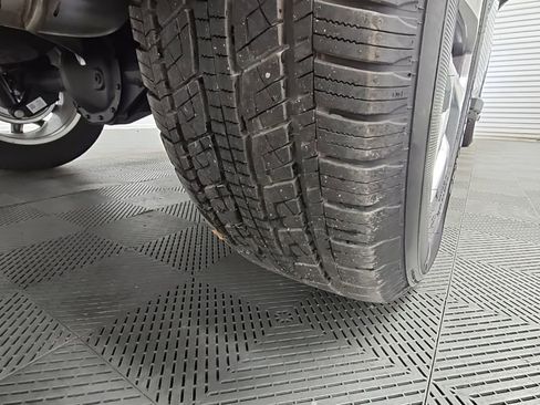 New 2026 GMC Sierra 1500 SLE w/ Preferred Package image 48