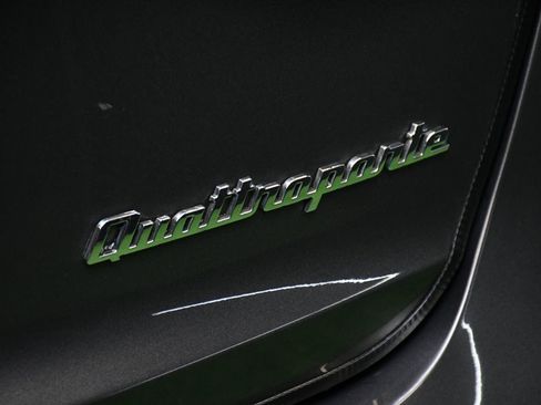 Used 2017 Maserati Quattroporte GTS GranSport RWD image 10