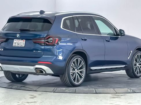 Used 2023 BMW X3 xDrive30i w/ Premium Package AWD/4WD image 2