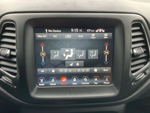 Used 2018 Jeep Compass Trailhawk w/ Navigation Group image 35