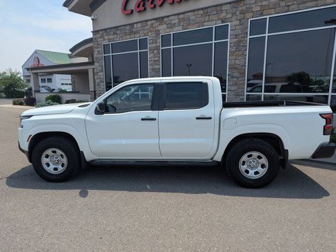Used 2022 Nissan Frontier S w/ Technology Package AWD/4WD image 2