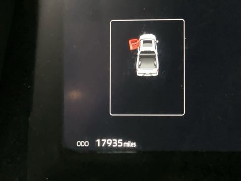 Used 2024 Toyota Tundra Limited w/ TRD Off-Road Package image 18