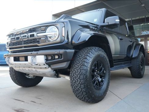 Used 2025 Ford Bronco Raptor AWD/4WD image 4