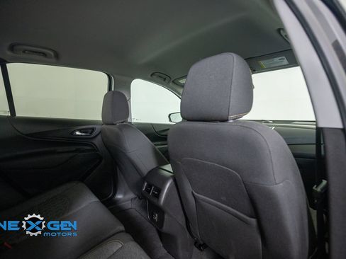 Used 2022 Chevrolet Equinox LT FWD image 33