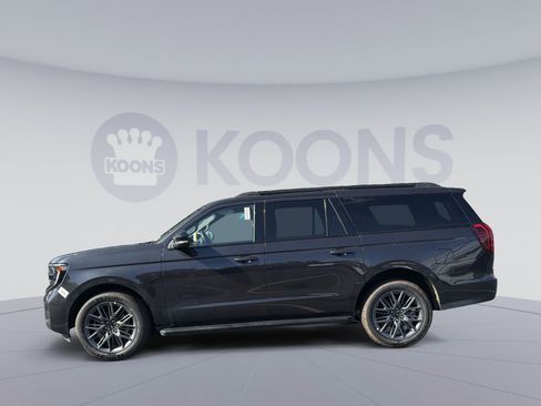 New 2026 Ford Expedition Max Platinum w/ Stealth Appearance Package AWD/4WD image 2