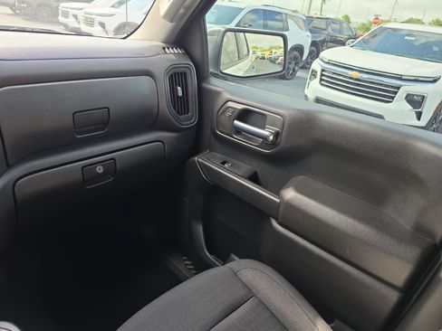 Used 2024 Chevrolet Silverado 1500 Custom w/ Turbomax Blackout Package RWD image 10