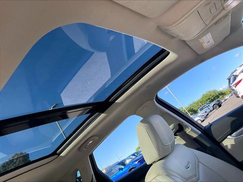 Used 2019 Cadillac XT5 Premium Luxury image 23