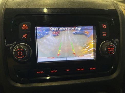 Used 2021 RAM ProMaster 2500 image 17