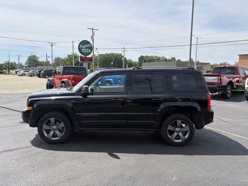 Used 2017 Jeep Patriot Sport w/ Power Value Group AWD/4WD image 18