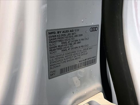 Certified 2023 Audi Q8 Premium image 34