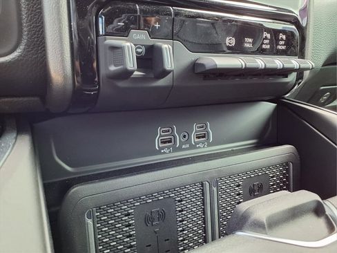 Used 2026 RAM 3500 Laramie w/ Sport Appearance Package AWD/4WD image 14