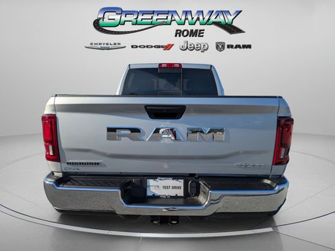 New 2026 RAM 2500 Big Horn AWD/4WD image 5