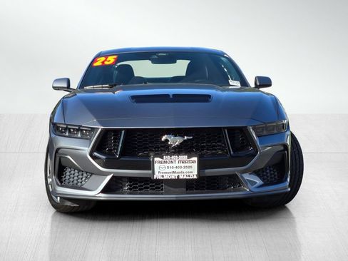 Used 2025 Ford Mustang GT Premium RWD image 2