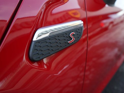 Used 2023 MINI Cooper S image 86