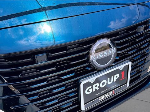 Used 2025 Nissan Sentra SV FWD image 30