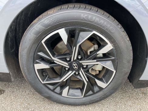 Used 2025 Hyundai Sonata SEL FWD image 13