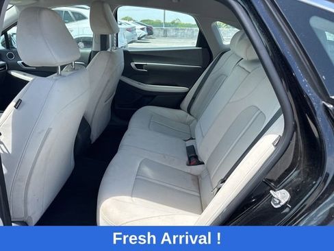 Used 2025 Hyundai Sonata SEL image 3