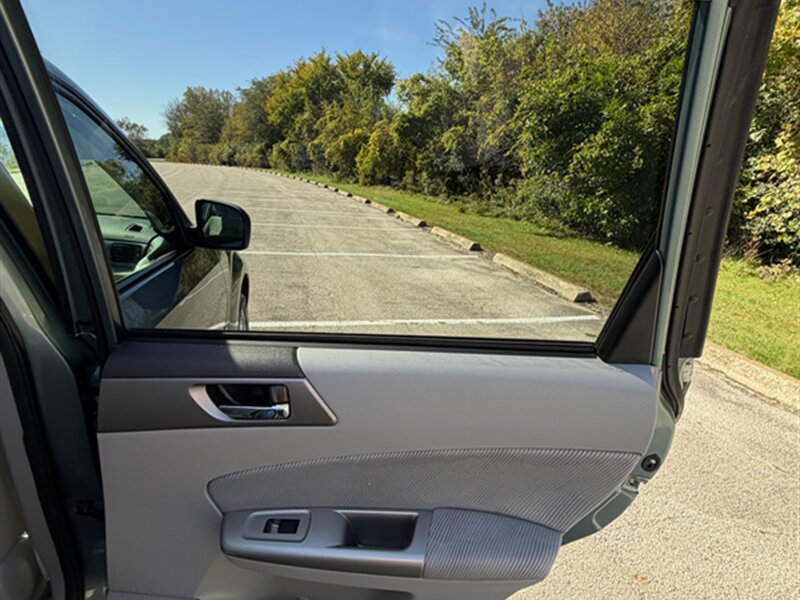 Used 2009 Subaru Forester 2.5X AWD/4WD image 23
