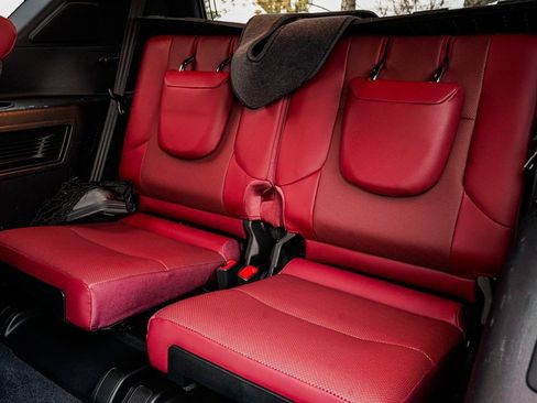 Used 2023 Lexus GX 460 Premium image 18