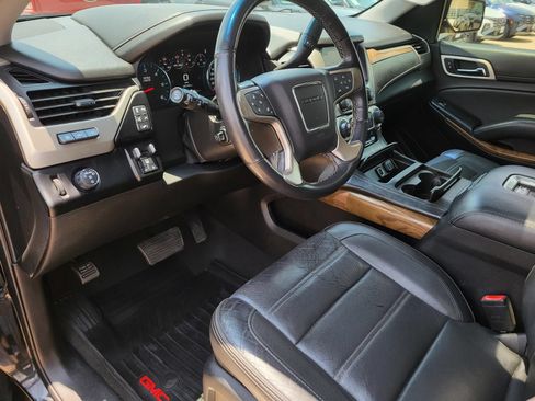 Used 2019 GMC Yukon Denali w/ Denali Ultimate Package RWD image 23