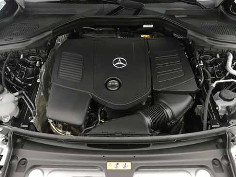 New 2026 Mercedes-Benz GLC 300 image 10