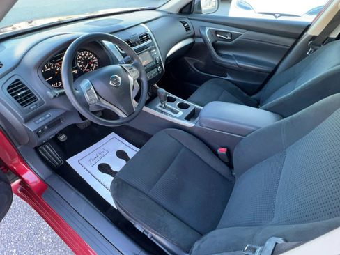 Used 2015 Nissan Altima 2.5 S w/ Special Edition Package image 18