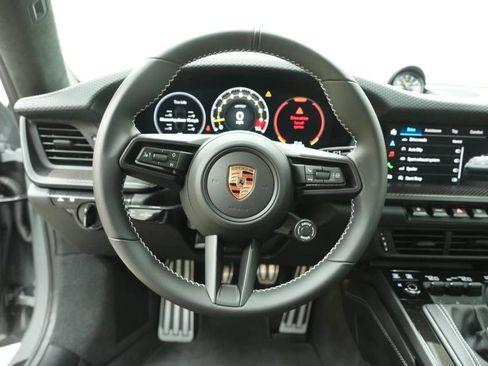 Used 2026 Porsche 911 GT3 RWD image 13