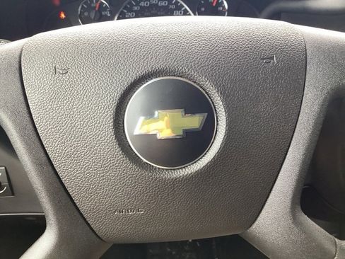 New 2025 Chevrolet Express 2500 Work Van image 24