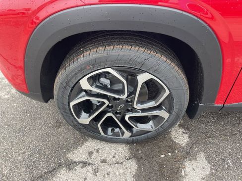 New 2026 Chevrolet Trax RS w/ Driver Confidence Package image 9