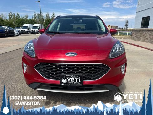 Used 2022 Ford Escape Titanium AWD/4WD image 8
