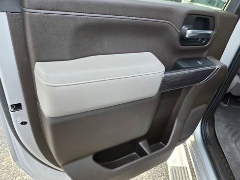 Used 2022 Chevrolet Silverado 2500 LTZ image 37