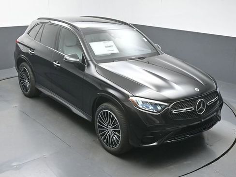 New 2026 Mercedes-Benz GLC 300 image 43