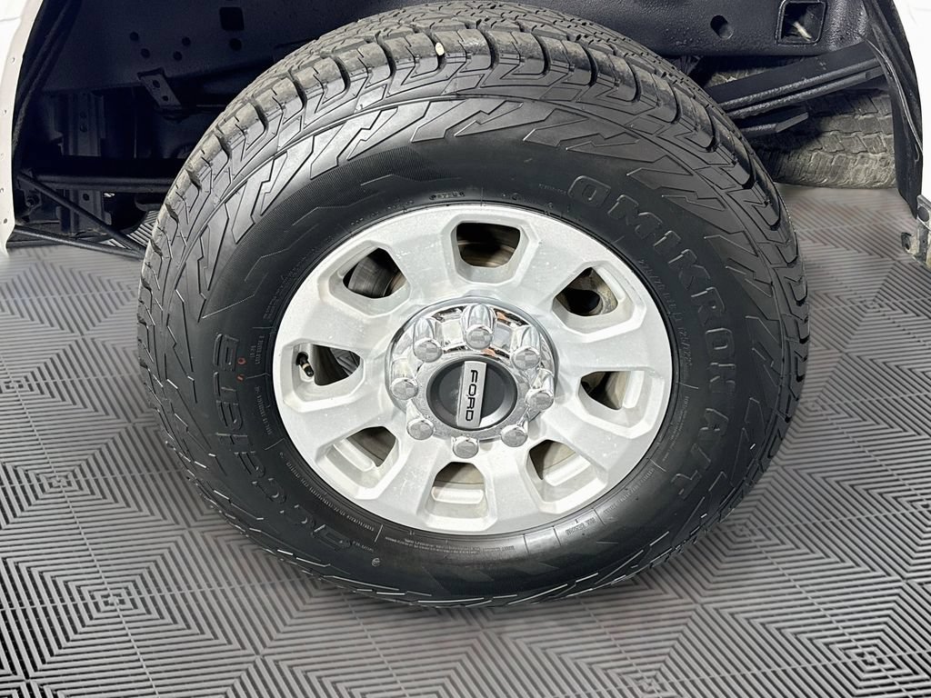 Used 2021 Ford F250 XLT w/ XLT Value Package AWD/4WD image 27