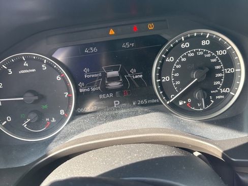 Used 2022 Mitsubishi Outlander SE image 12