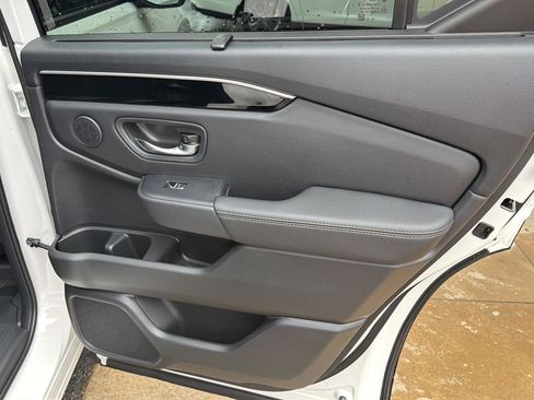 New 2026 Honda Pilot EX-L image 16